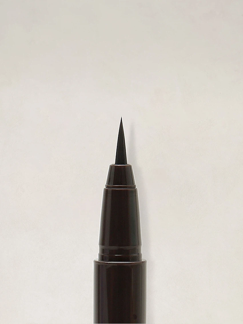 Stylish Brush Eyeliner Brown image 4