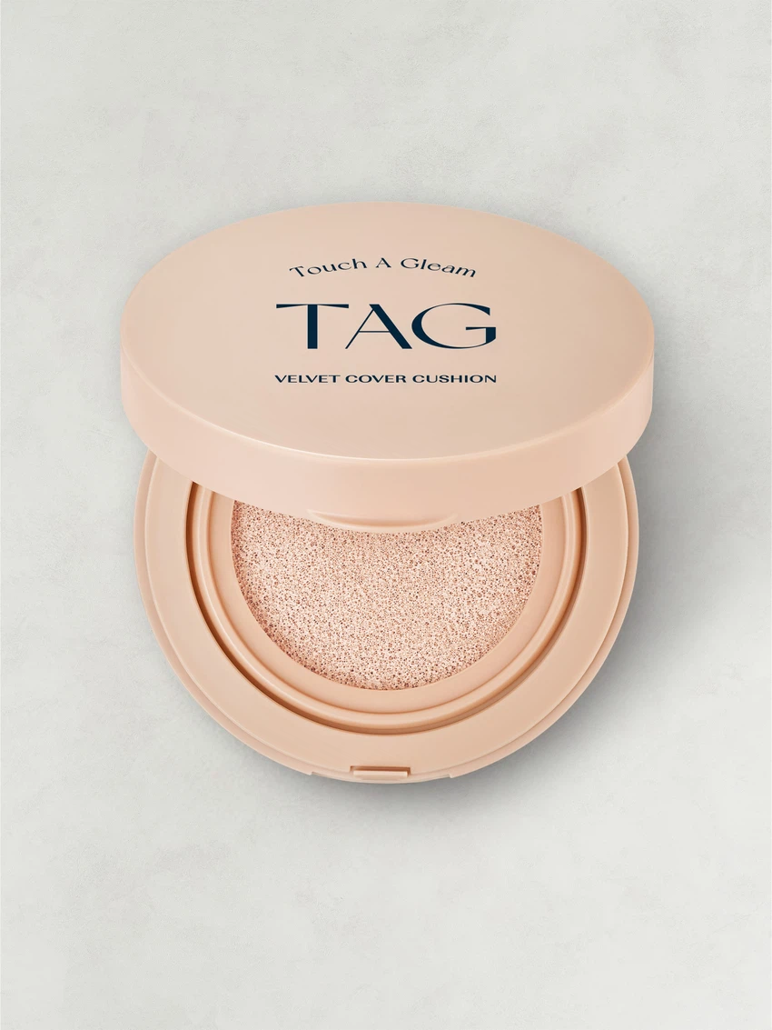 TAG Velvet Cover Cushion 15 g Pale Light