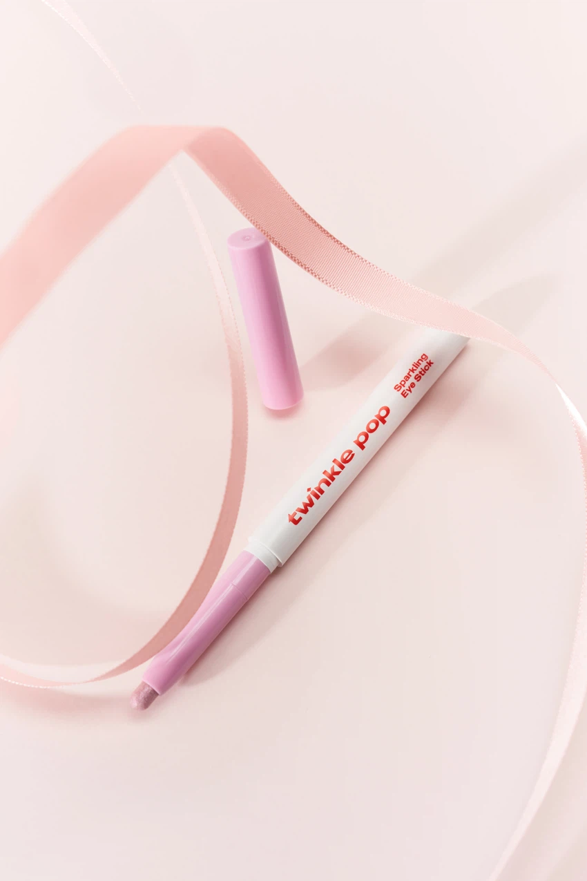 Twinkle Pop Eye Stick Lavender by CLIO