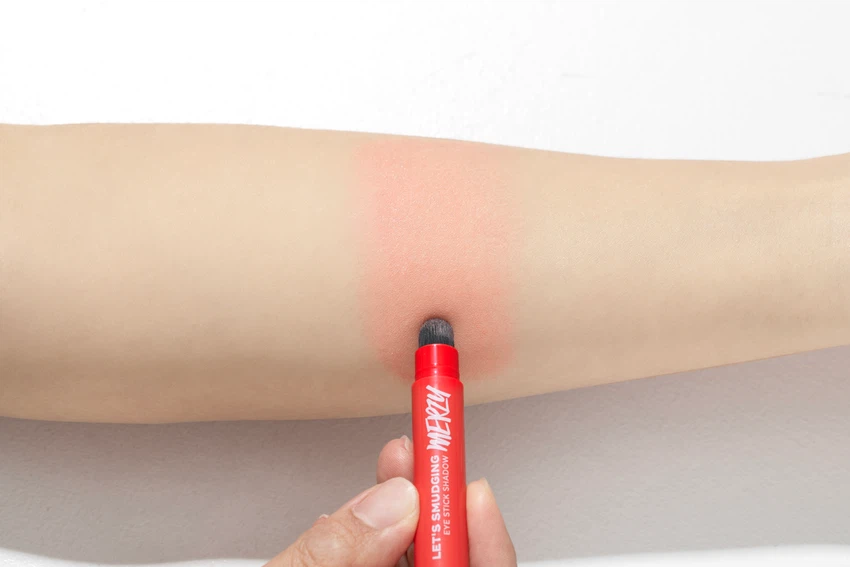 MERZY Let's Smudging Eye Stick Shadow Clearpink image 8