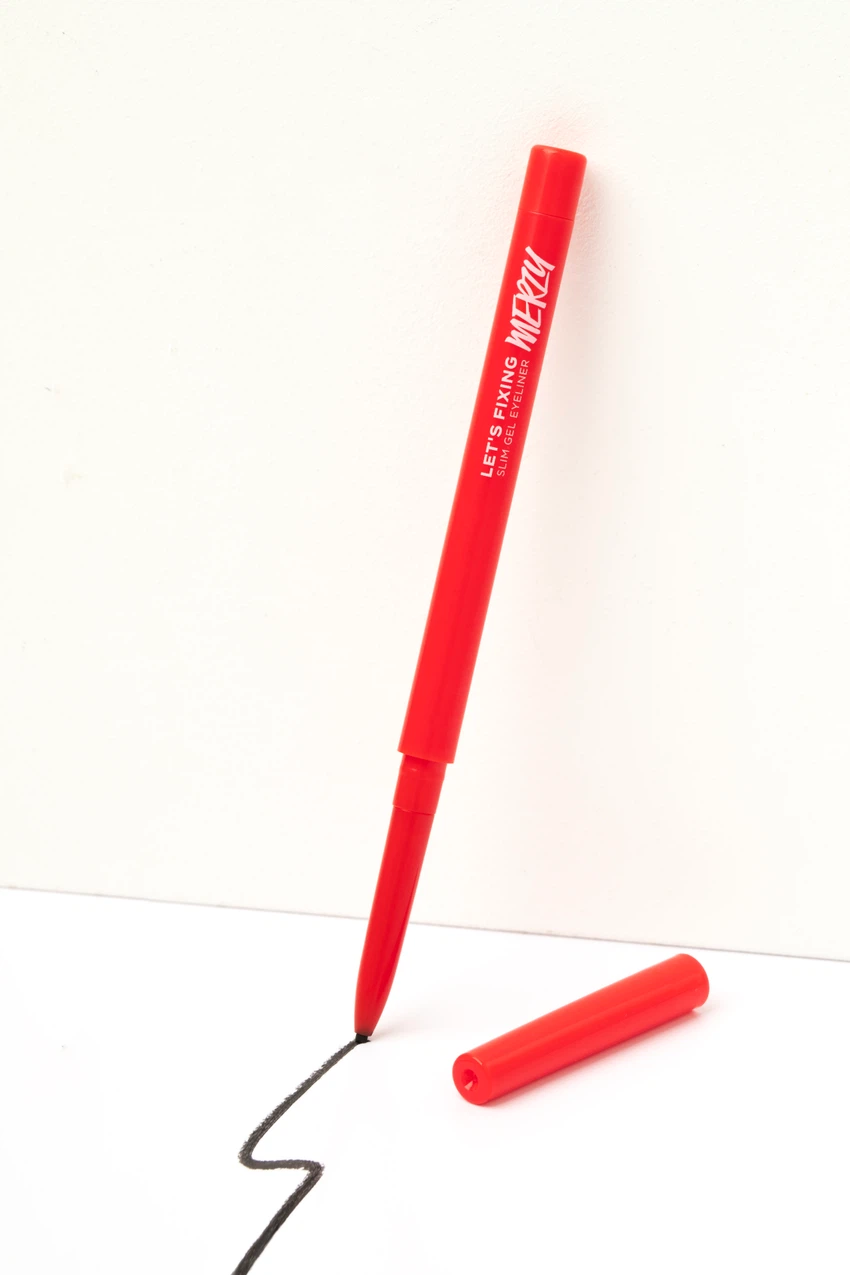 MERZY Let's Fixing Slim Gel Eye Liner Brown image 3