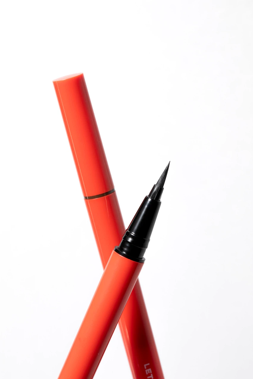 MERZY Let's Fixing Pen Eye Liner Oreo image 4