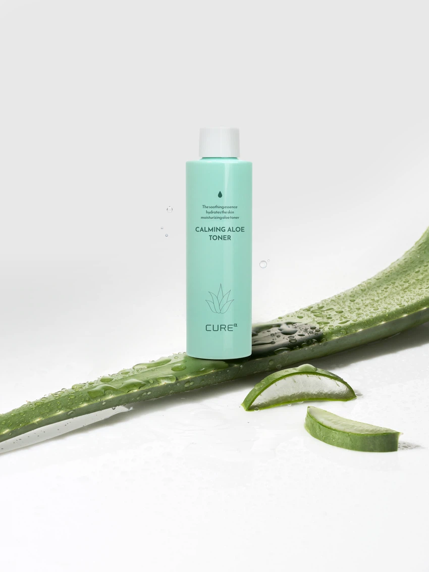 KIM JEONG MOON Aloe Cure Alpha Calming Aloe Toner 200 ml image 2