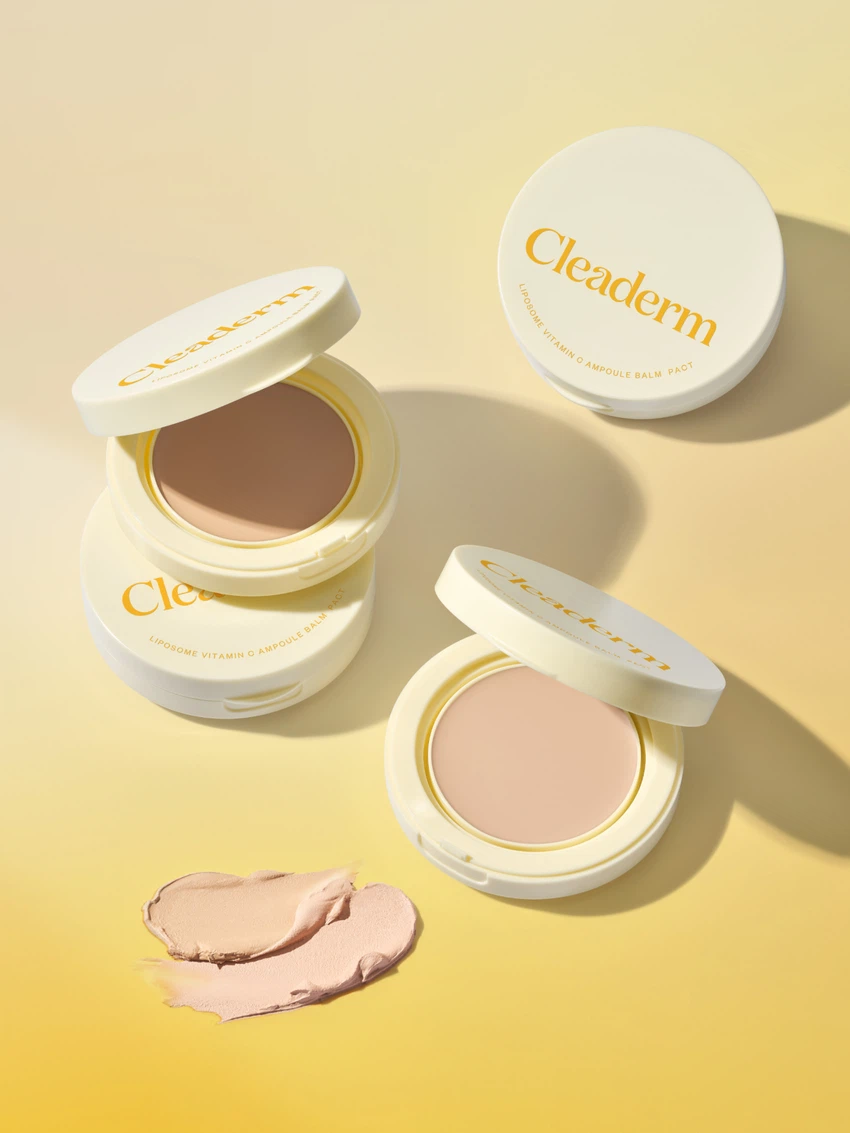 Cleaderm [No.23] Liposome Vitamin C Ampoule Balm Pact 10 g image 2