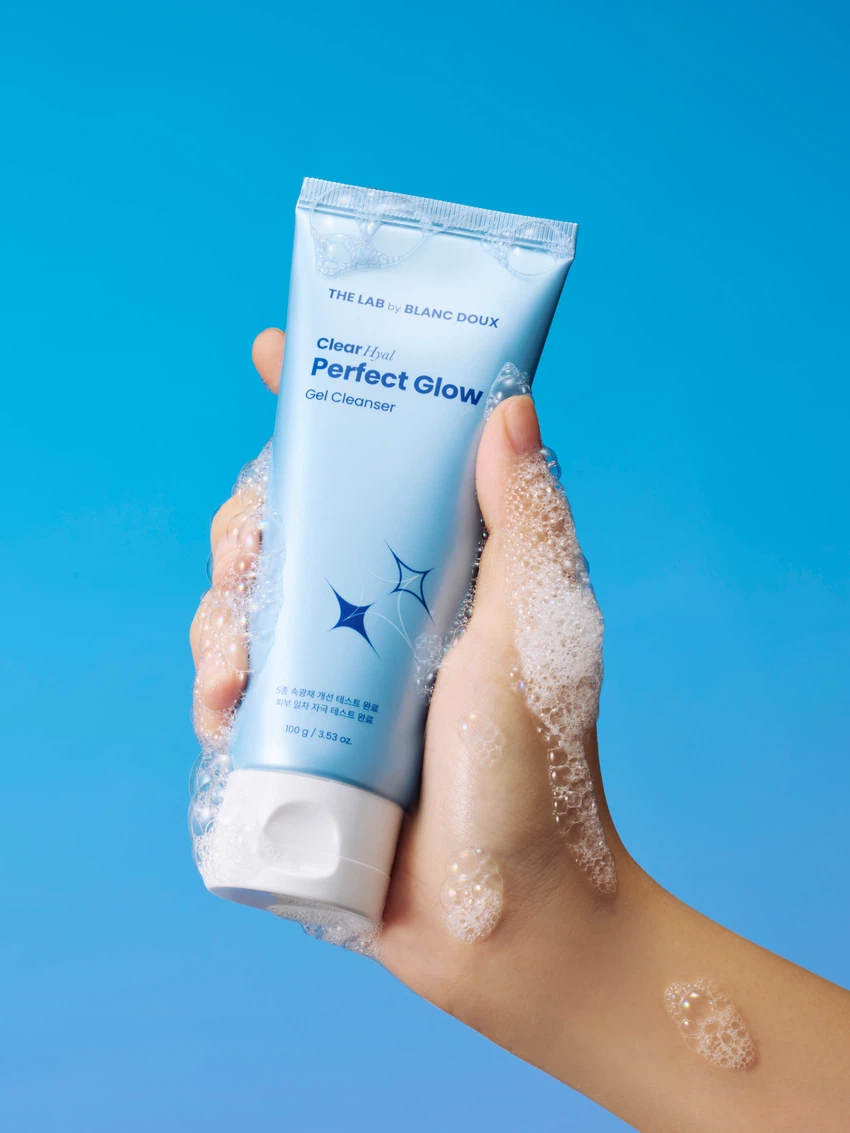 THE LAB by BLANC DOUX Clear Hyal Dewy Glow Gel Cleanser 100 g image 3