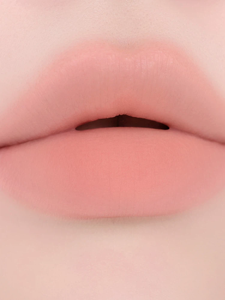 IPKN [Vanilla Tea] Personal Detail Lip Smudger image 3